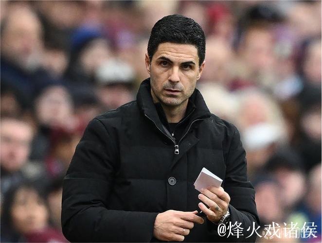 阿尔特塔:特罗萨德在场上感觉有些不适,我们不 阿尔特塔:特罗萨德在场上感觉有些不适,我们不