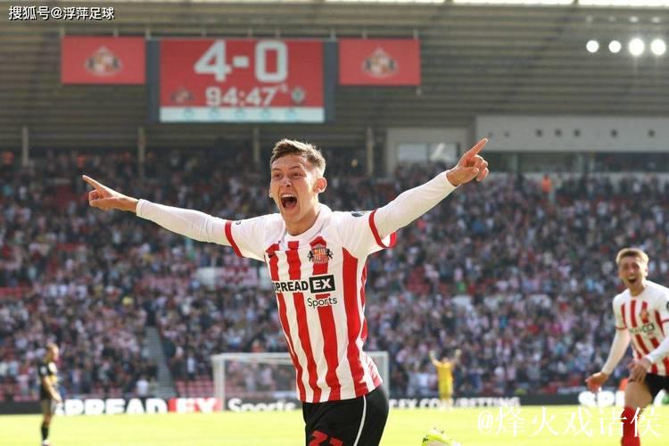 德比氛围！桑德兰主场比分牌不写死敌纽卡队名，只写“客队”