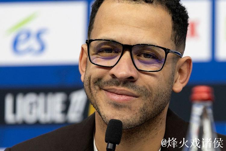 罗西尼尔接任切尔西主帅 鲁尼称其为“顶尖教练”